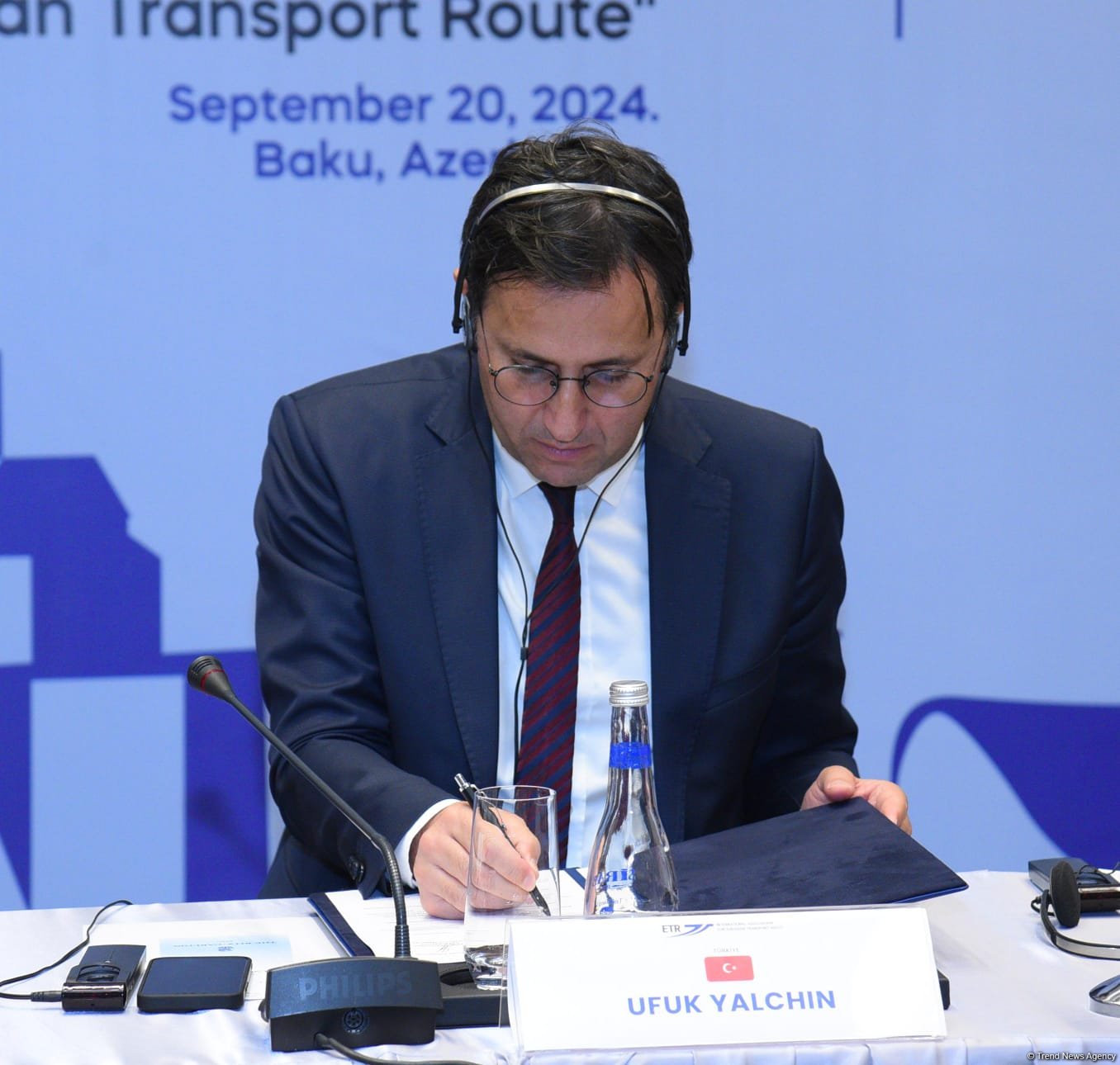 "Avrasiya Nəqliyyat Marşrutu" Beynəlxalq Assosiasiyasının yaradılması ilə bağlı ilə bağlı konsultativ görüşün nəticələri üzrə protokol imzalanıb (FOTO)