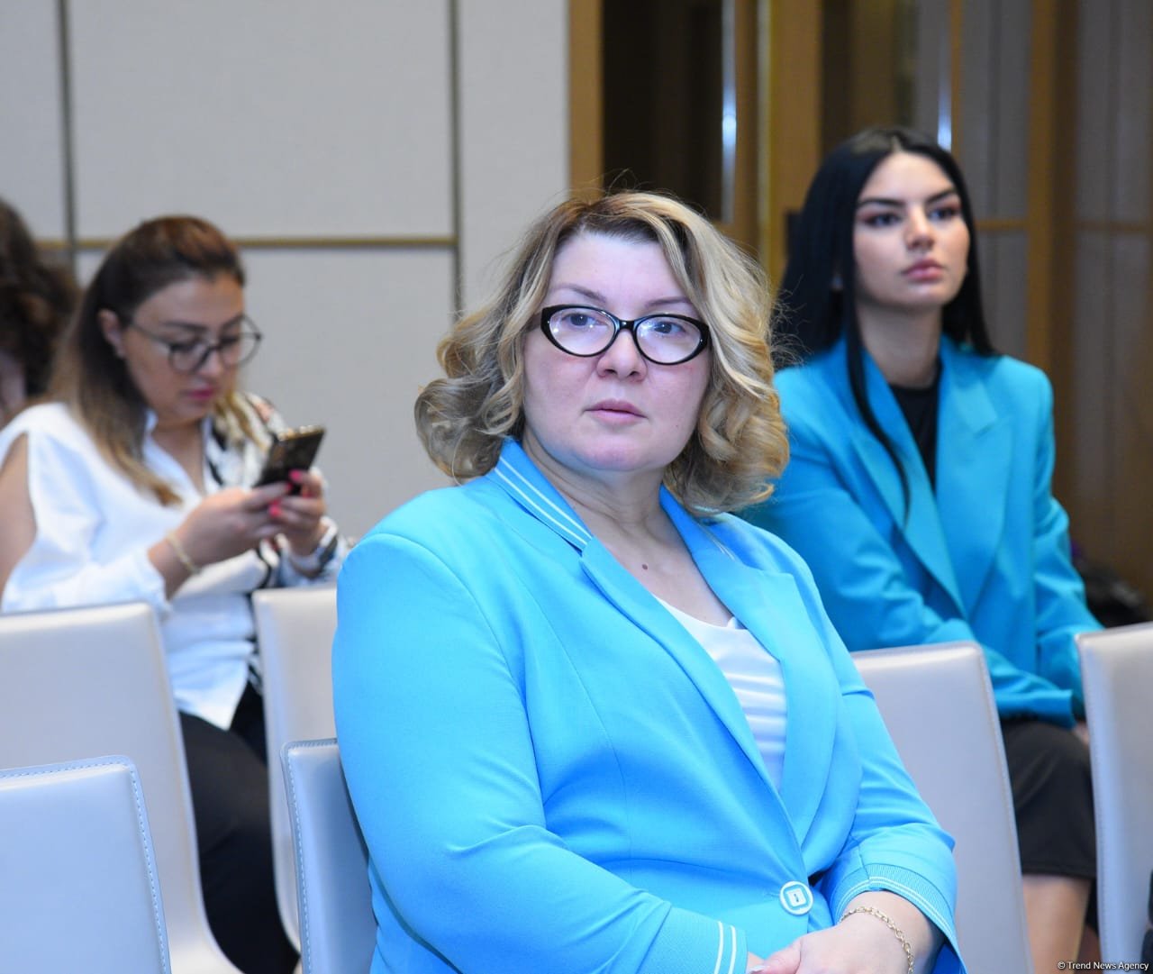 Bakıda "Avrasiya Nəqliyyat Marşrutu"nun yaradılması ilə bağlı Dövlətlərin dəmiryolu administrasiyaları rəhbərlərinin konsultativ görüşü keçirilib (FOTO) (ƏLAVƏ OLUNUB)