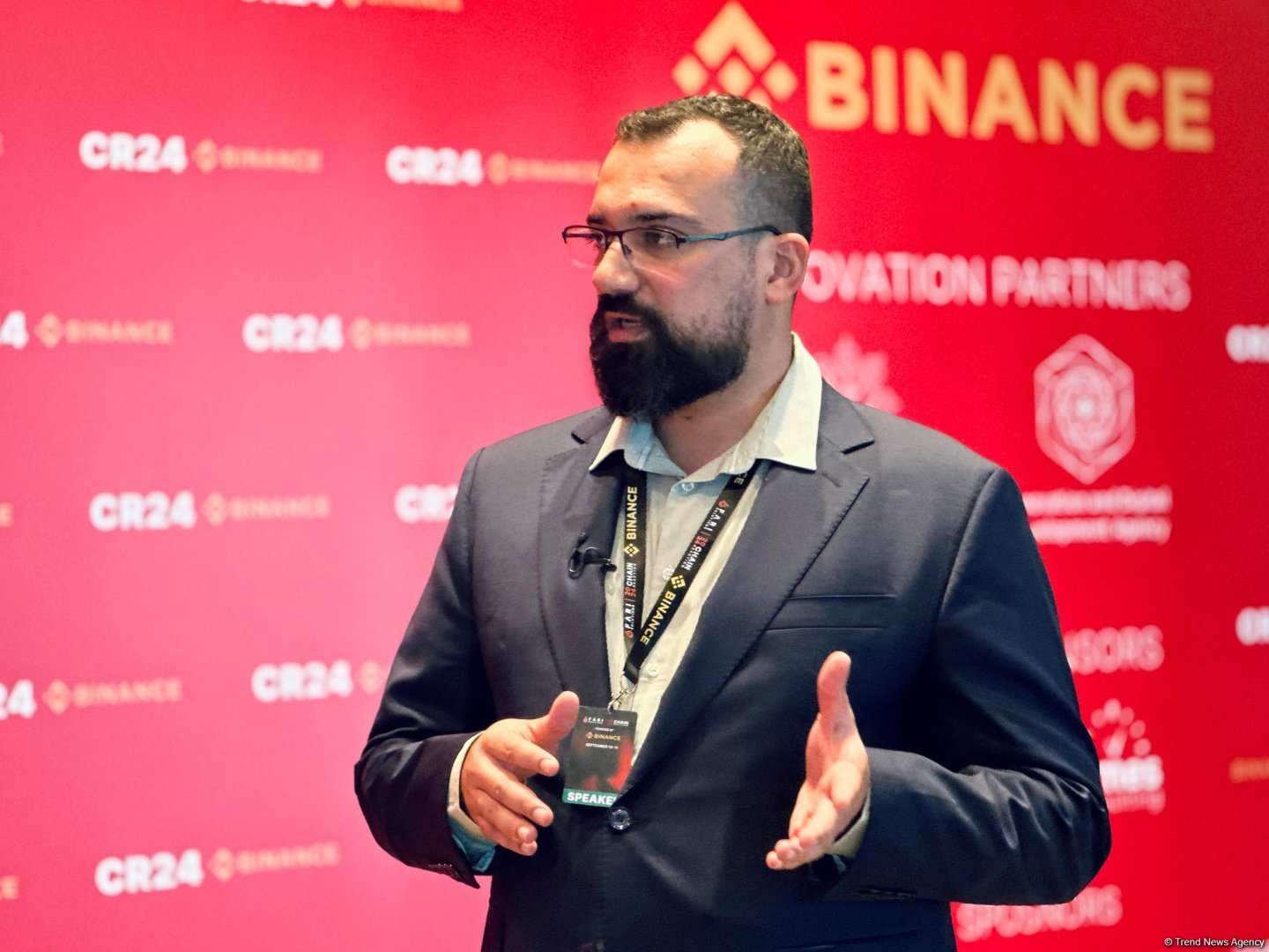 PwC süni intellektin tətbiqi zamanı Azərbaycan şirkətlərinin qarşısındakı çağırışlar haqqında danışıb (Özəl müsahibə) (FOTO/VİDEO)