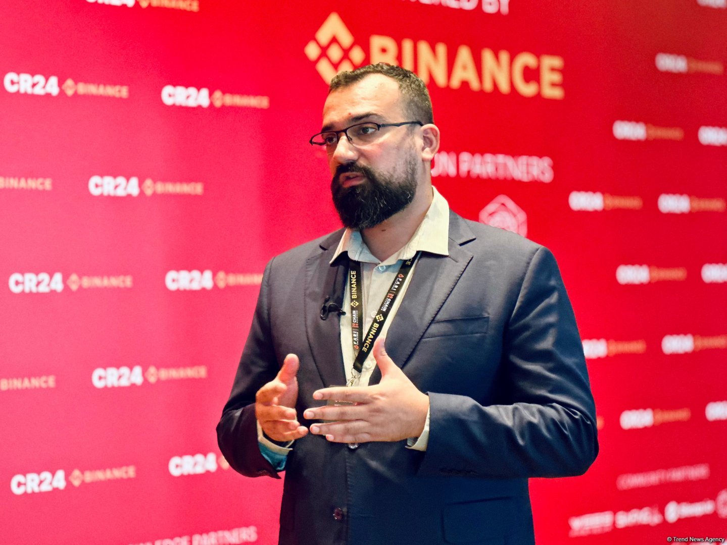 PwC süni intellektin tətbiqi zamanı Azərbaycan şirkətlərinin qarşısındakı çağırışlar haqqında danışıb (Özəl müsahibə) (FOTO/VİDEO)