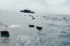 Xəzər dənizinin Azərbaycana mənsub ərazi sularında aşkar olunan qaçaqmal götürülüb (FOTO/VİDEO)