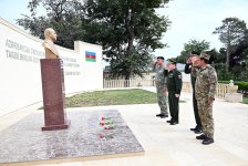 Azərbaycan və Rusiya arasında bir sıra məsələlər ətrafında fikir mübadiləsi aparılıb (FOTO)