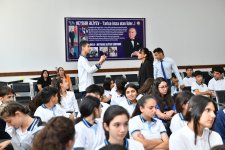 Şagirdlər kibertəhlükəsizlik sahəsində maarifləndirilib