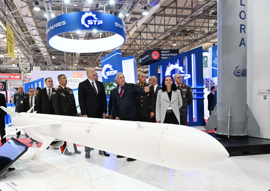 Prezident İlham Əliyev V “ADEX-2024” və “Securex Caspian” sərgiləri ilə tanış olub (FOTO/VİDEO) (YENİLƏNİB)
