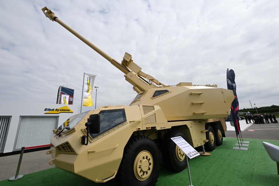 Prezident İlham Əliyev V “ADEX-2024” və “Securex Caspian” sərgiləri ilə tanış olub (FOTO/VİDEO) (YENİLƏNİB)