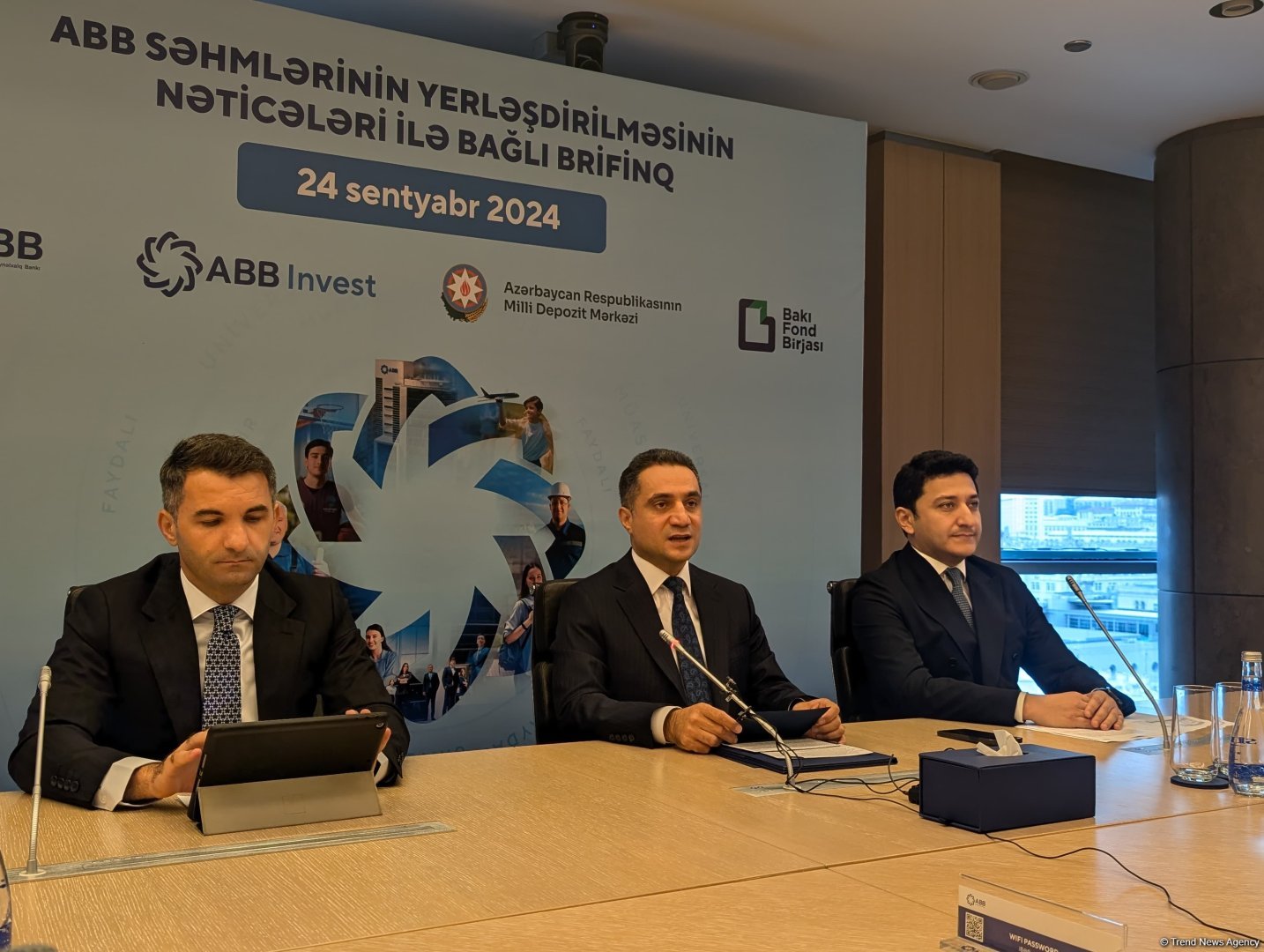 Azərbaycan Beynəlxalq Bankı səhmlərin emissiyası üzrə brifinq keçirib (ƏLAVƏ OLUNUB) (FOTO)