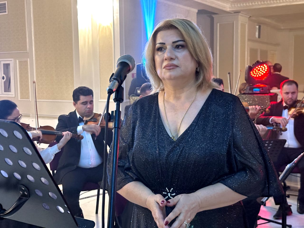 Gəncə Dövlət Filarmoniyasında "Bakıdan Gəncəyə" layihəsi çərçivəsində klassik musiqi gecəsi baş tutub (FOTO)