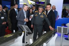 Zakir Həsənov “ADEX-2024” sərgisində müxtəlif ölkələrin məhsulları ilə tanış olub (FOTO)