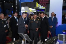 Zakir Həsənov “ADEX-2024” sərgisində müxtəlif ölkələrin məhsulları ilə tanış olub (FOTO)