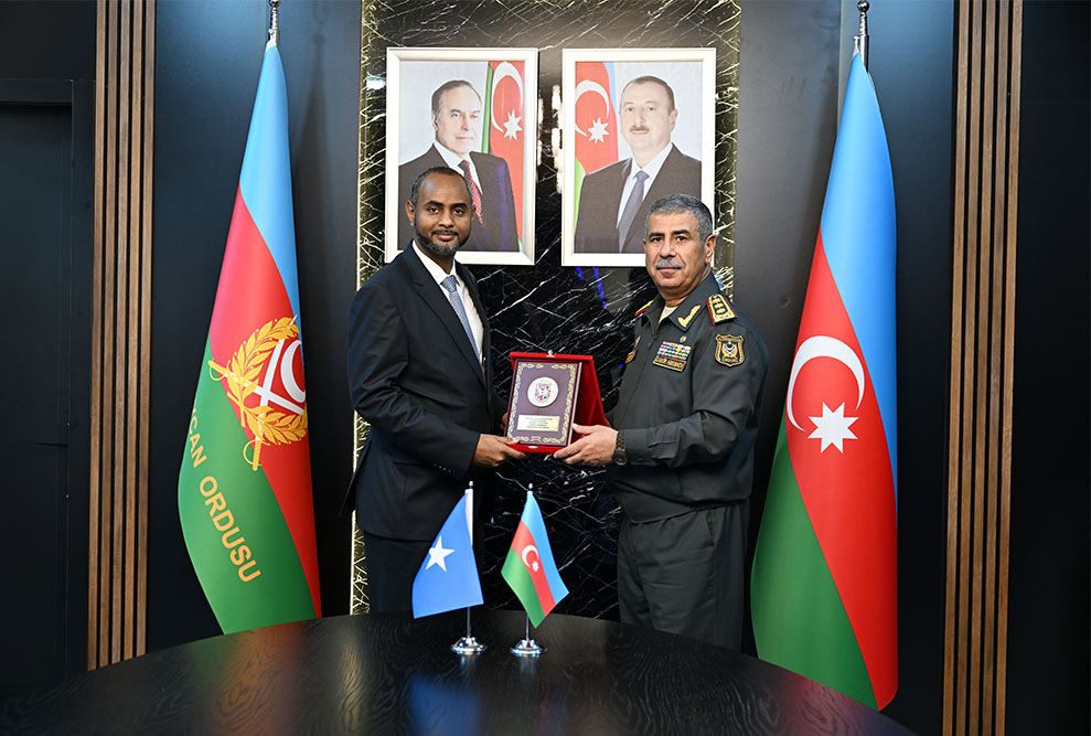 Azərbaycan-Somali hərbi əməkdaşlığına dair müzakirələr aparılıb (FOTO)