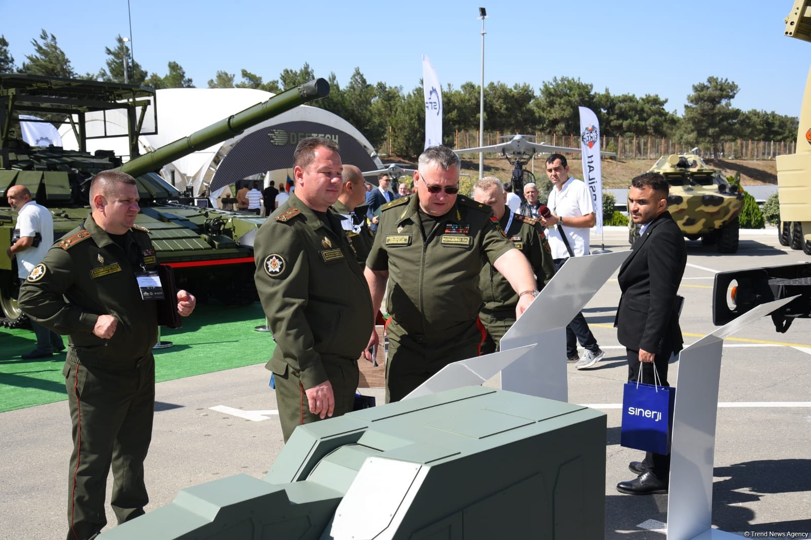 Azərbaycanla hərbi əməkdaşlığımız strateji tərəfdaşlıq səviyyəsindədir - Belarus ordusunun Baş qərargah rəhbəri (FOTO)