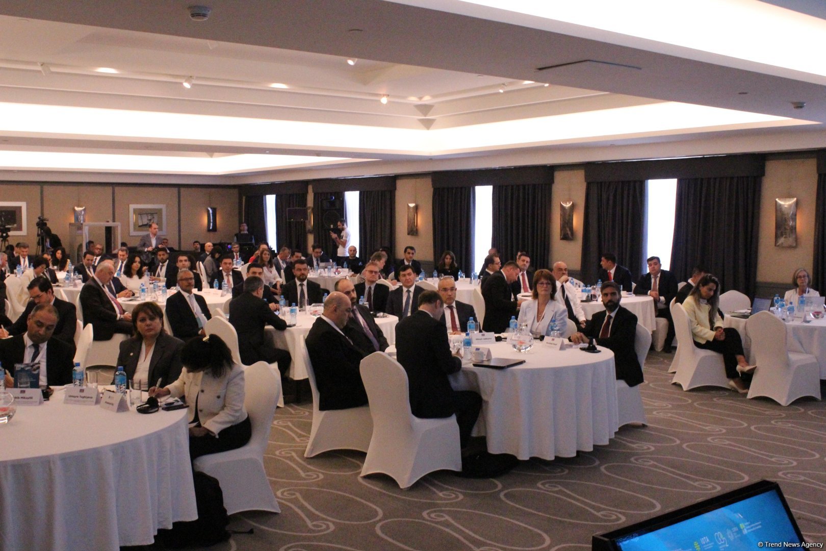 Bakıda Karbon Qiymətqoyma üzrə Beynəlxalq Forum keçirilib (FOTO) (ƏLAVƏ OLUNUB)