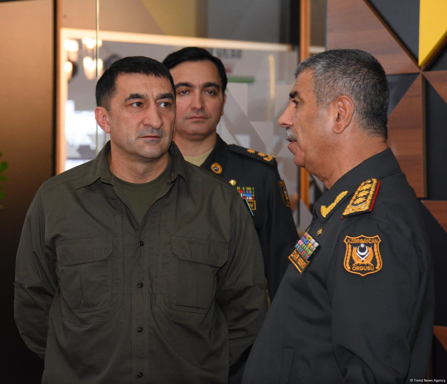 Zakir Həsənov “ADEX-2024” sərgisində müxtəlif ölkələrin məhsulları ilə tanış olub (FOTO)