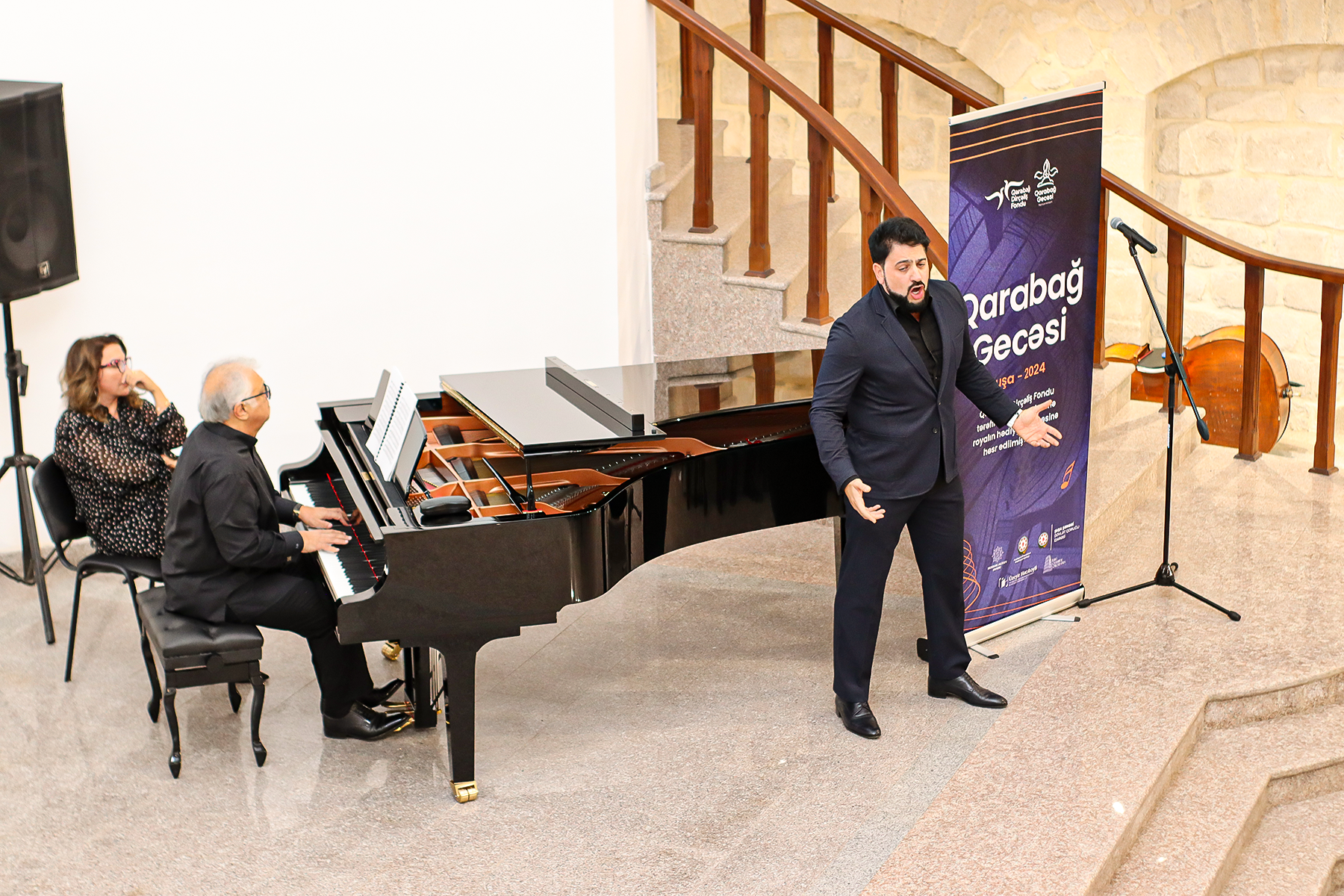QDF Şuşa şəhərinə konsert royalının hədiyyə edilməsi ilə bağlı “Qarabağ gecəsi” konsertini keçirib (FOTO)