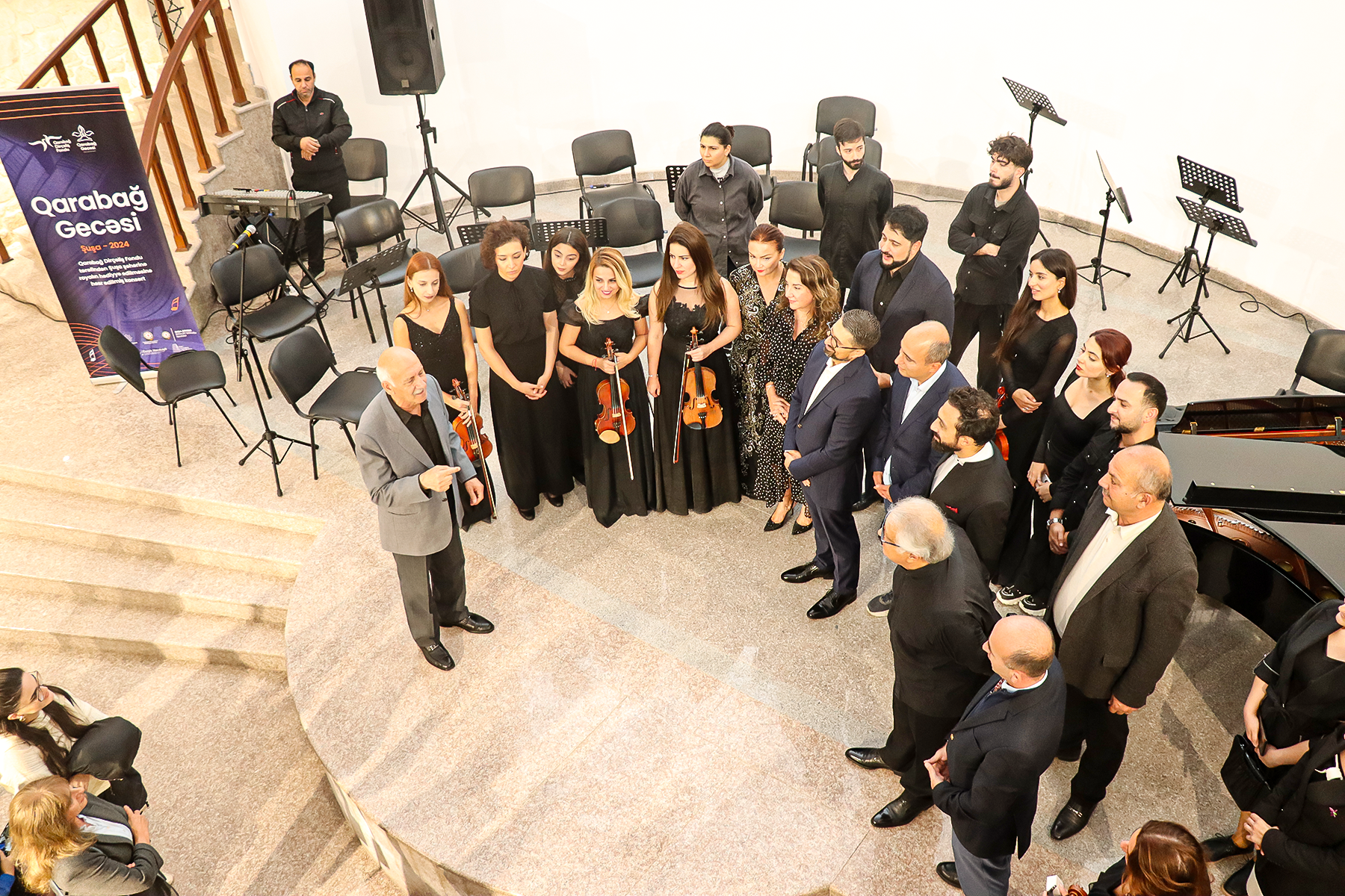QDF Şuşa şəhərinə konsert royalının hədiyyə edilməsi ilə bağlı “Qarabağ gecəsi” konsertini keçirib (FOTO)