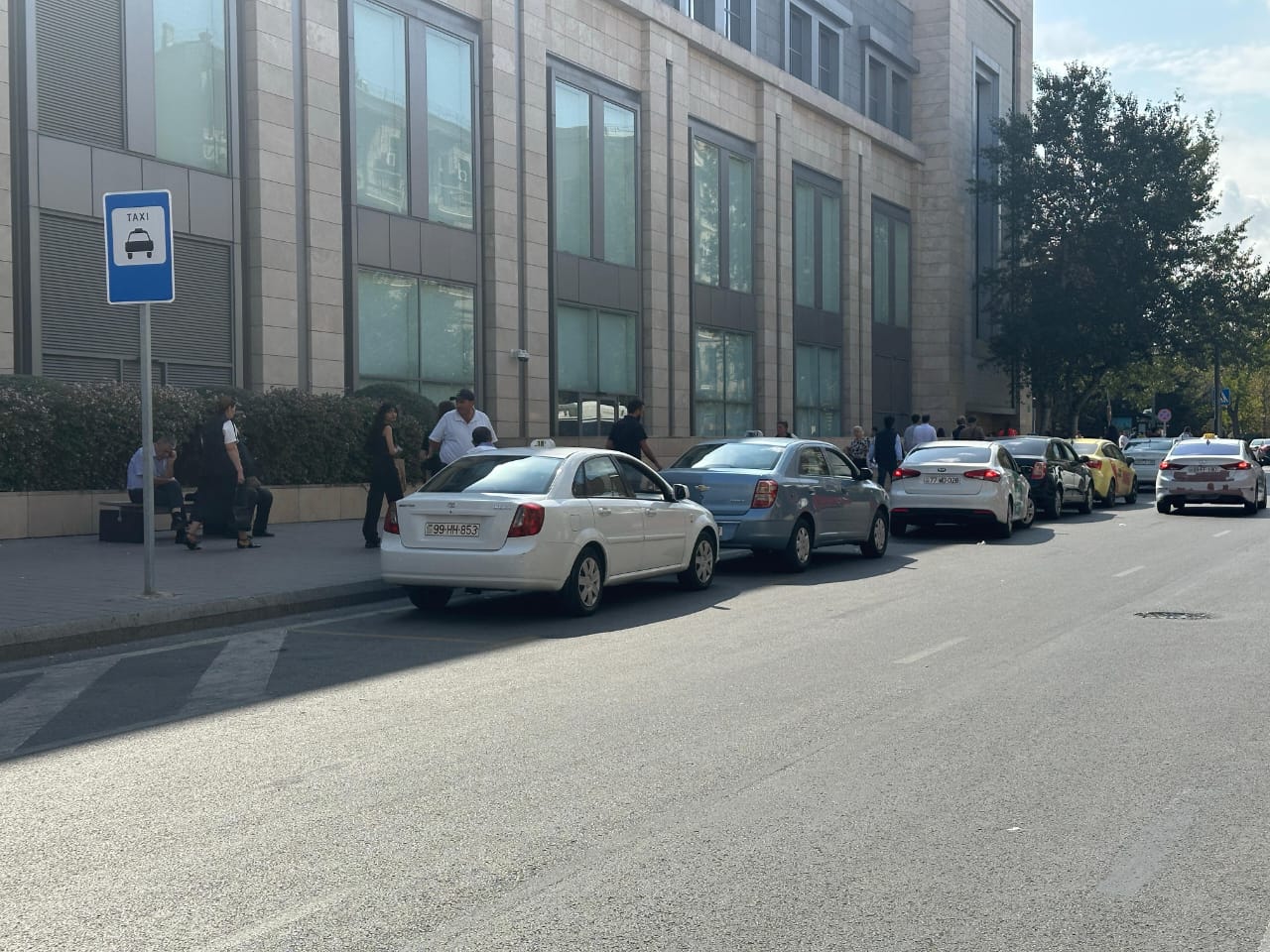 Daha bir minib-düşmə yeri yaradılıb