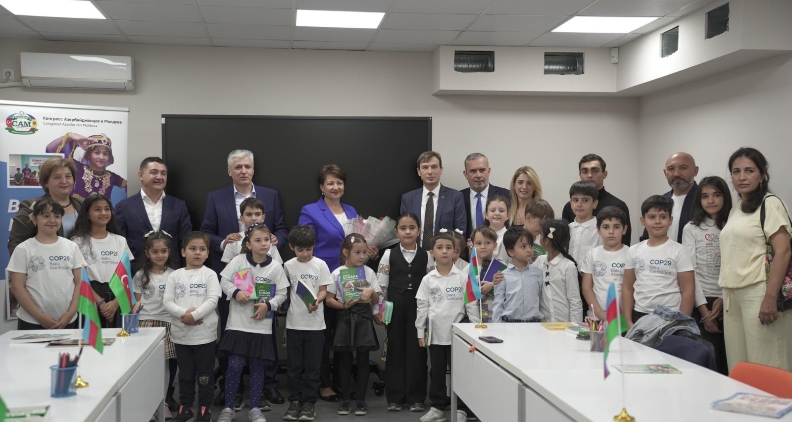 Kişineudakı həftəsonu məktəbində dərslərə start verilib (FOTO)