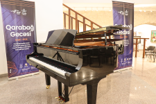 QDF Şuşa şəhərinə konsert royalının hədiyyə edilməsi ilə bağlı “Qarabağ gecəsi” konsertini keçirib (FOTO)