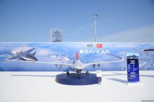 "Bayraktar TB2" zərbə PUA-sı ADEX-də nümayiş etdirilir (FOTO)