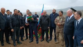 Qaradağlı faciəsinin qurbanının nəşinin qalıqları 32 ildən sonra doğma kəndində dəfn edildi (FOTO)