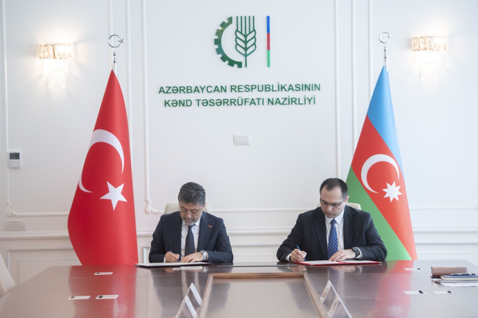 Azərbaycan və Türkiyə kənd təsərrüfatı nazirlikləri Niyyət Bəyannaməsi imzaladı