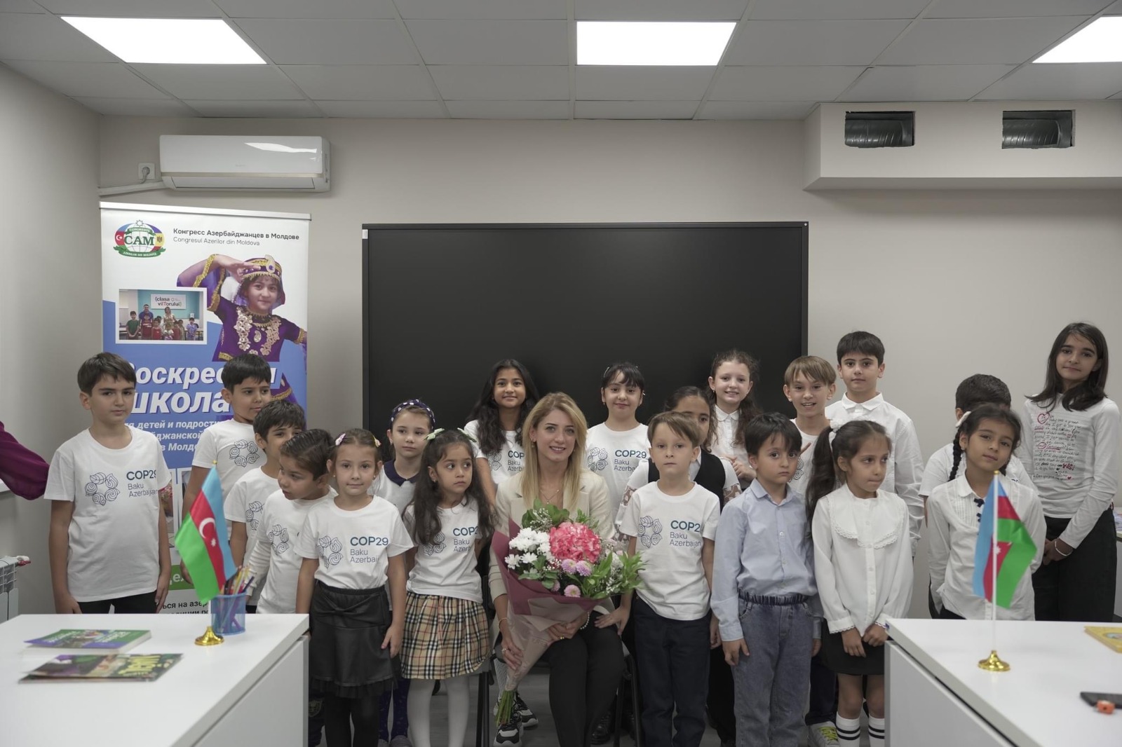 Kişineudakı həftəsonu məktəbində dərslərə start verilib (FOTO)