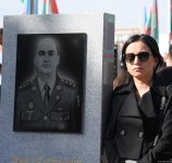 Azərbaycan xalqı qəhrəman şəhidlərini anır (FOTO)