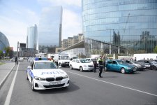 Vətən Müharibəsi şəhidlərinin xatirəsi bütün ölkə ərazisində bir dəqiqəlik sükutla yad edilib (FOTO/VİDEO)