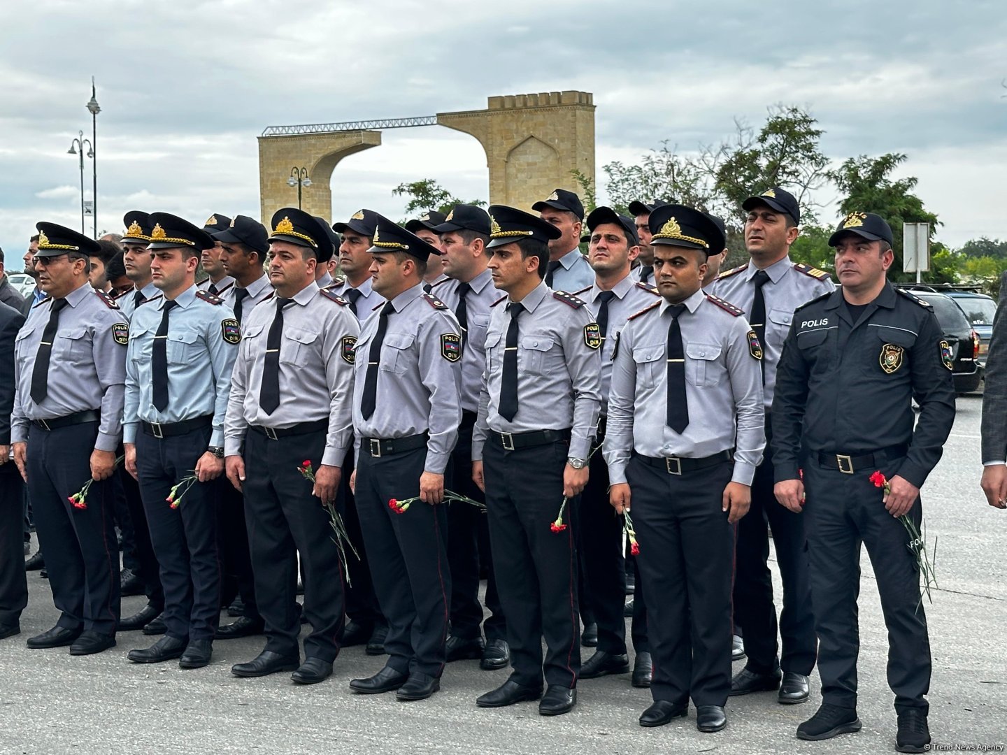 Ağdam sakinləri şəhidlərini anır (FOTO/VİDEO)