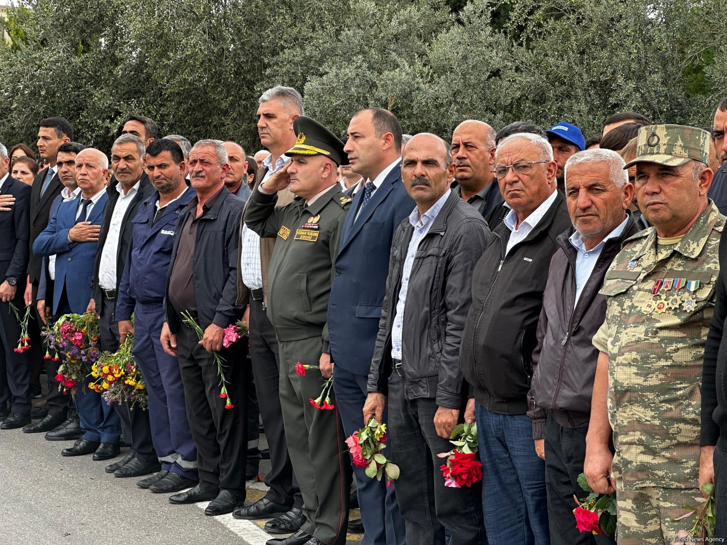 Ağdam sakinləri şəhidlərini anır (FOTO/VİDEO)