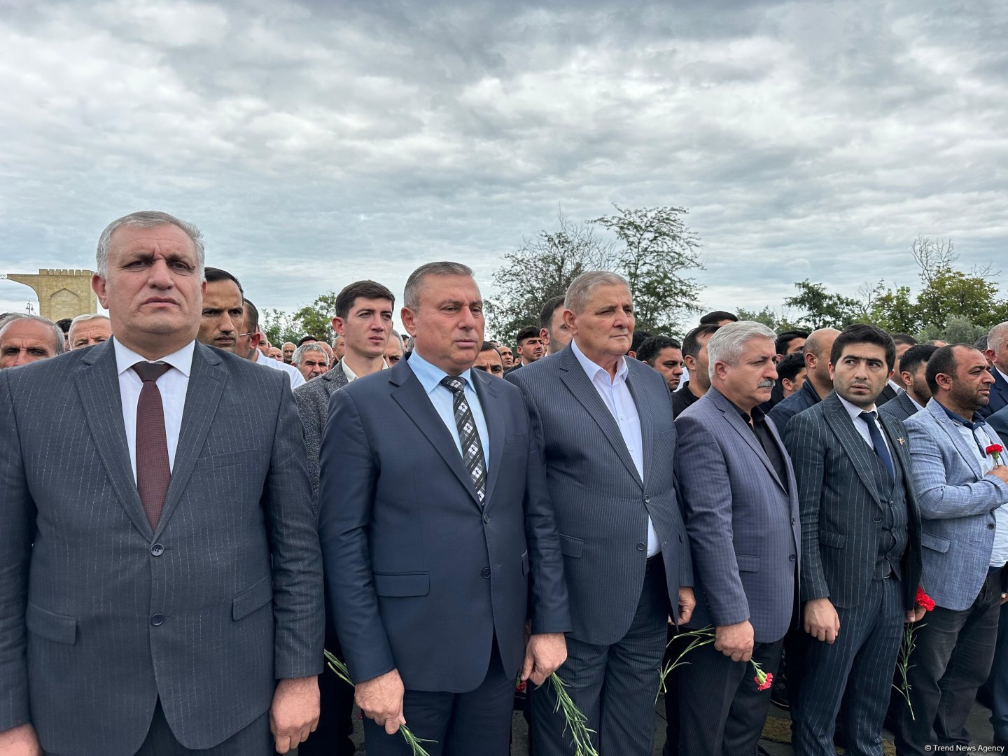 Ağdam sakinləri şəhidlərini anır (FOTO/VİDEO)