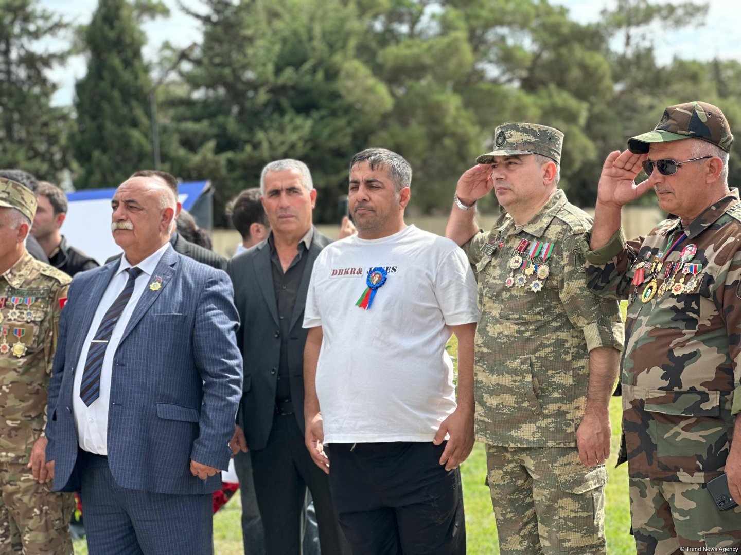 Azərbaycan xalqı qəhrəman şəhidlərini anır (FOTO)
