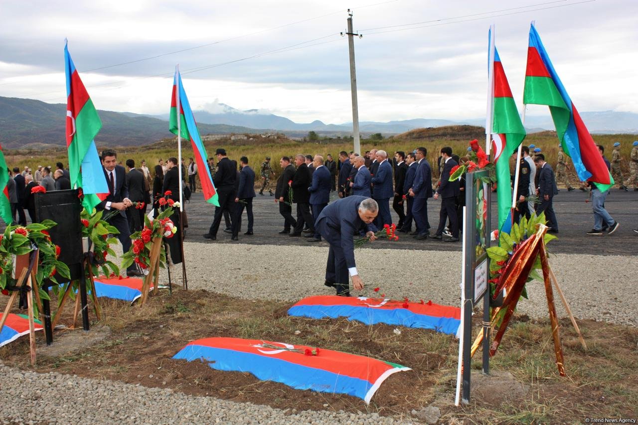 Xocalıda  Anım Günü ilə bağlı şəhidlərin xatirəsi yad edilib (FOTO)