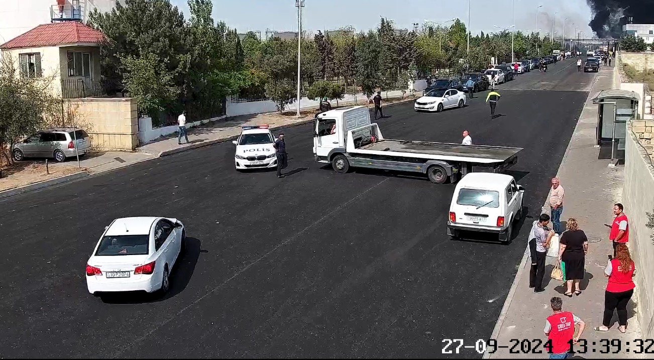Bakıda boya sexindəki yanğın söndürüldü (FOTO/VİDEO) (ƏLAVƏ OLUNUB)