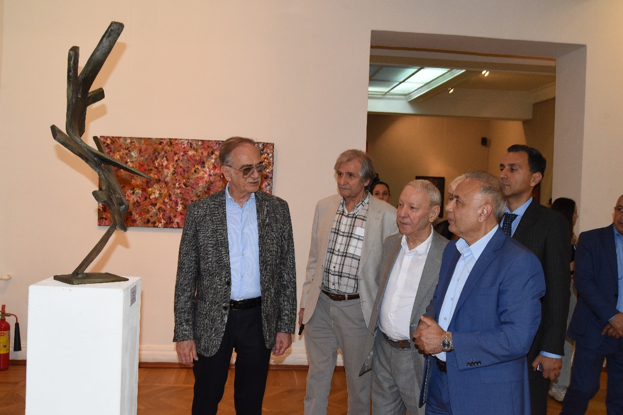 Muzey Mərkəzində "Azərbaycan rəssamlarının abstrakt incəsənət təcrübəsi" adlı sərginin açılışı keçirildi (FOTO)