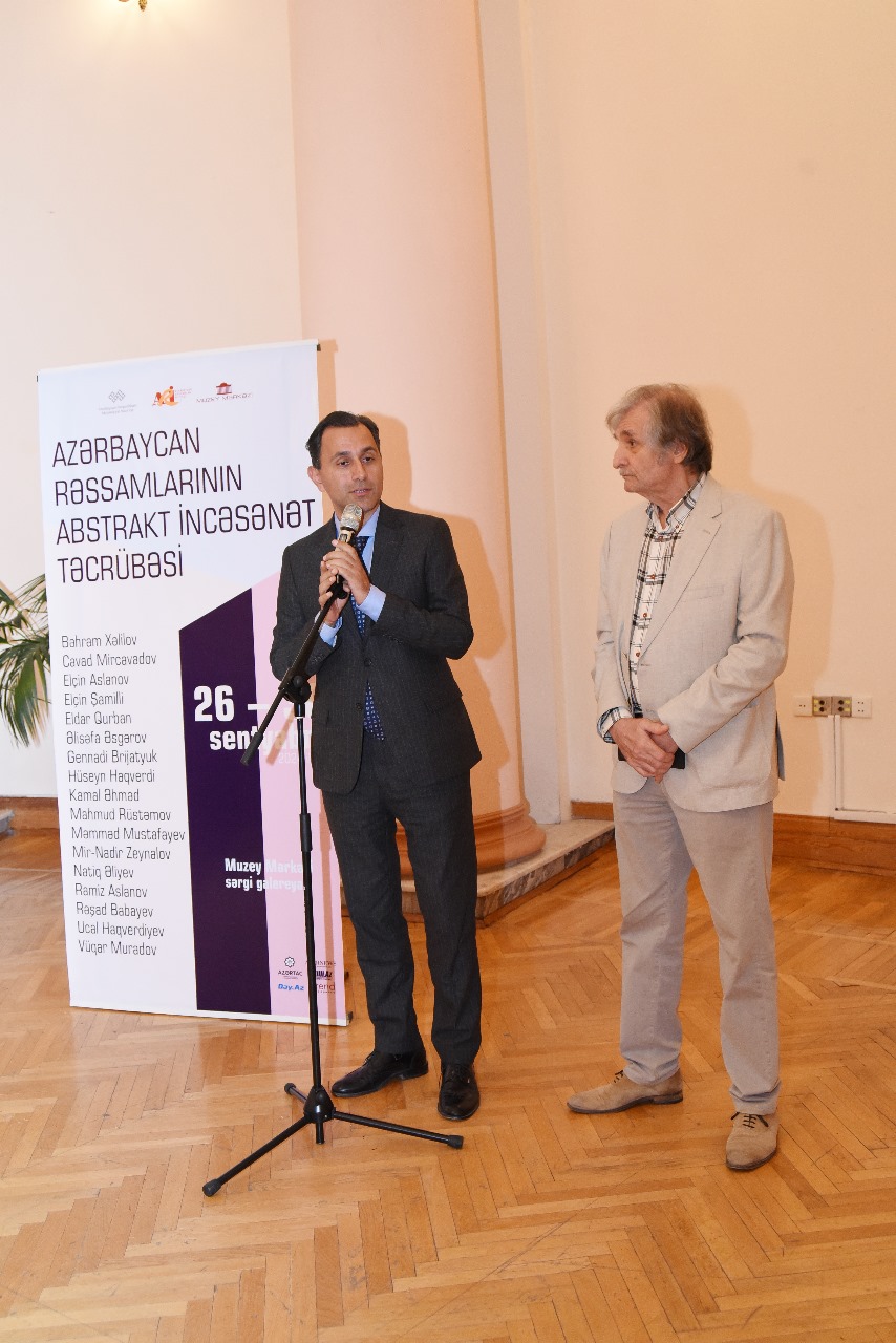 Muzey Mərkəzində "Azərbaycan rəssamlarının abstrakt incəsənət təcrübəsi" adlı sərginin açılışı keçirildi (FOTO)