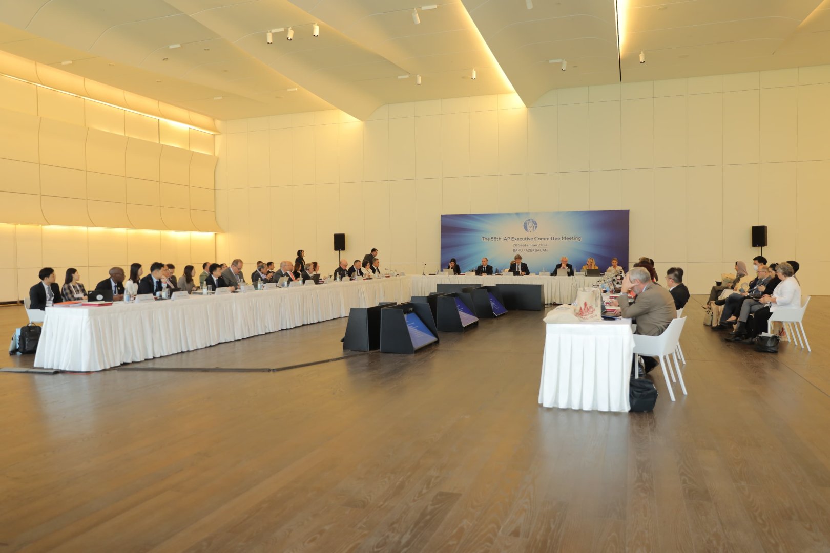 Beynəlxalq Prokurorlar Assosiasiyasının İcraiyyə Komitəsinin 58-ci iclası keçirilib (FOTO) (YENİLƏNİB)
