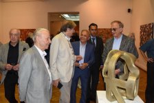 Muzey Mərkəzində "Azərbaycan rəssamlarının abstrakt incəsənət təcrübəsi" adlı sərginin açılışı keçirildi (FOTO)