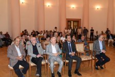Muzey Mərkəzində "Azərbaycan rəssamlarının abstrakt incəsənət təcrübəsi" adlı sərginin açılışı keçirildi (FOTO)