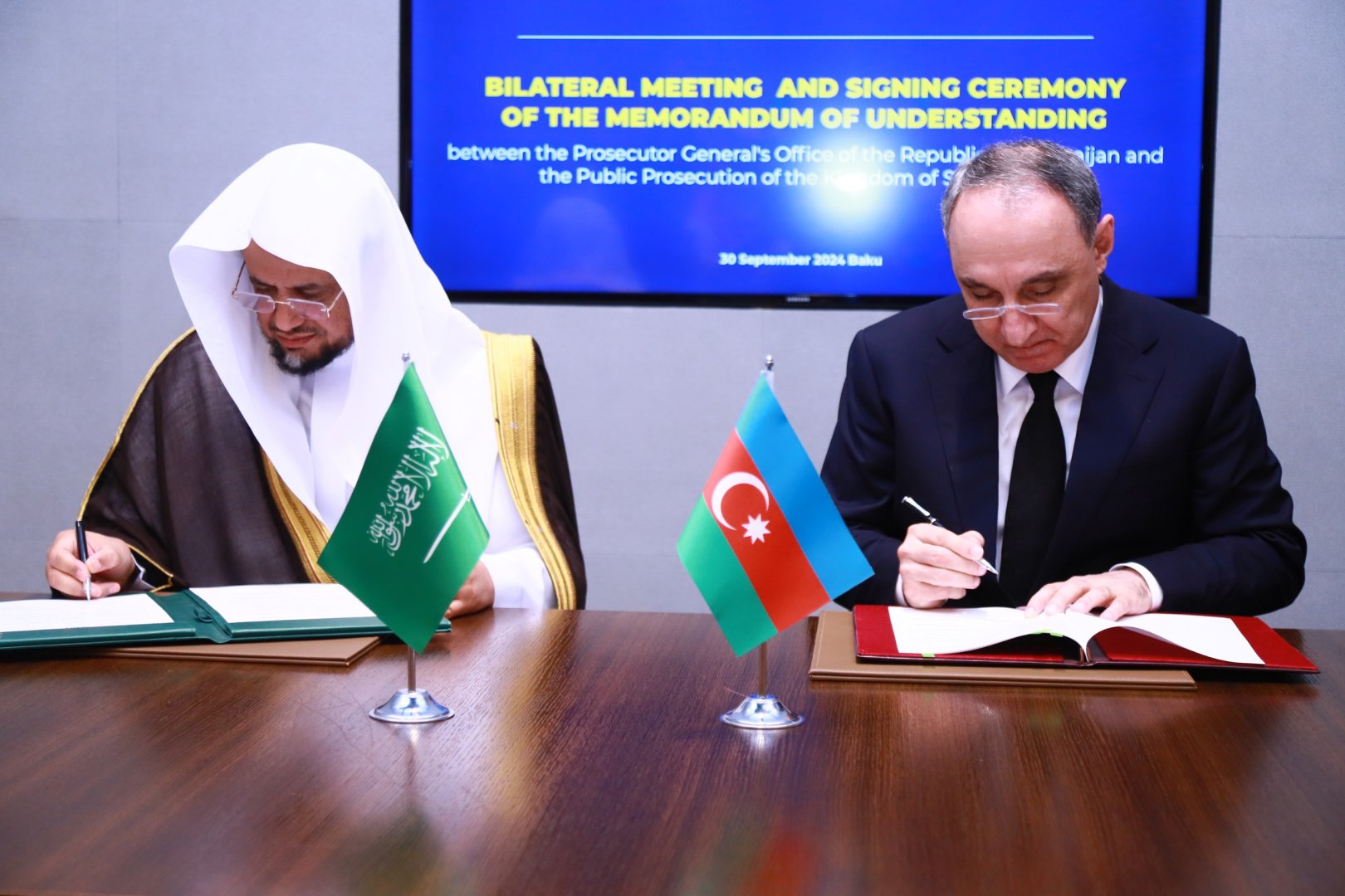 Azərbaycan və Səudiyyə Ərəbistanı Baş prokurorluqları arasında Memorandum imzalanıb