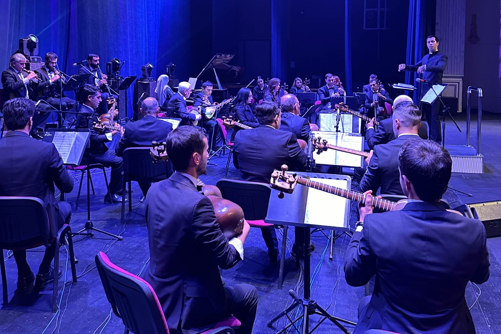 Gəncə Dövlət Filarmoniyasında Xalq artisti Səid Rüstəmov yad edilib (FOTO)