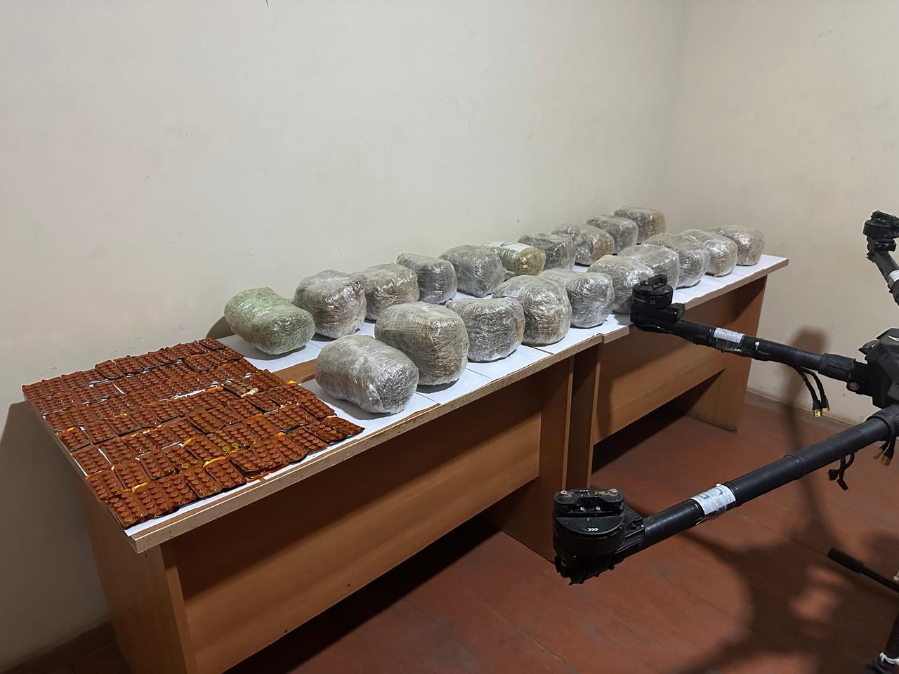 Dövlət sərhədində aşkar edilmiş uçuş aparatı ələ keçirilib - DSX (FOTO)