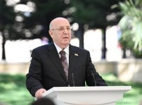 Prezident İlham Əliyev Bakıda Aşıq Ələsgərin abidəsinin açılışında iştirak edib (YENİLƏNİB) (FOTO/VİDEO)