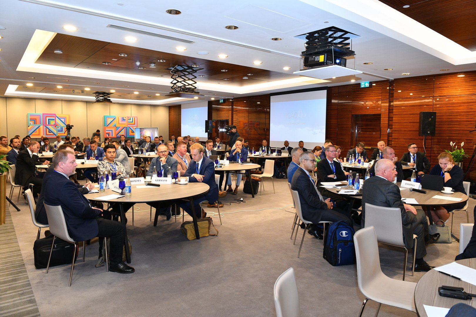 Beynəlxalq Mülki Aviasiya Təşkilatı Bakıda seminar keçirir (FOTO)
