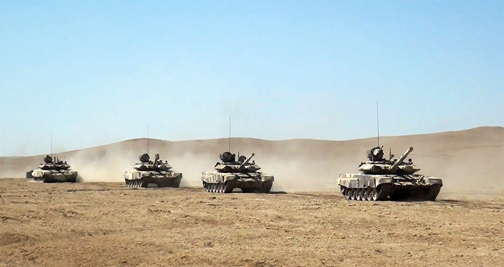”Ən yaxşı tank bölüyü” adı uğrunda yarış keçirilib (VİDEO)