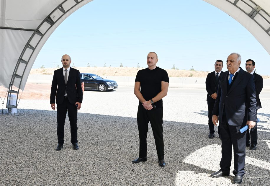 Prezident İlham Əliyev Cəbrayıl şəhərində alkoqolsuz içki məhsulları istehsalı kompleksinin təməlini qoyub (YENİLƏNİB) (FOTO/VİDEO)