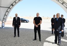 Prezident İlham Əliyev Cəbrayıl şəhərində alkoqolsuz içki məhsulları istehsalı kompleksinin təməlini qoyub (YENİLƏNİB) (FOTO/VİDEO)