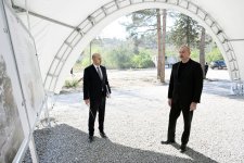 Prezident İlham Əliyev Zəngilan şəhərində beşinci yaşayış kompleksinin təməlini qoyub (YENİLƏNİB) (FOTO/VİDEO)