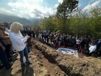 Ağdərədə aşkarlanmış kütləvi məzarlığa baxış keçirilib (FOTO)
