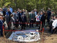 Ağdərədə aşkarlanmış kütləvi məzarlığa baxış keçirilib (FOTO)